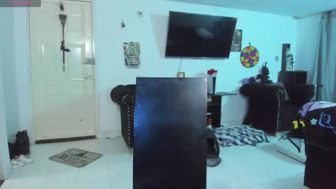 Alice online show from 01/10/25, 01:10