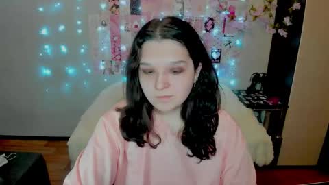 Kate online show from 04/17/26, 01:41