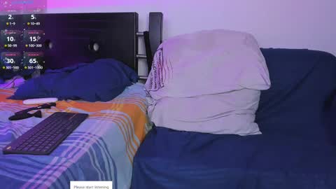 centric independent model   online show from 09/12/25, 11:26