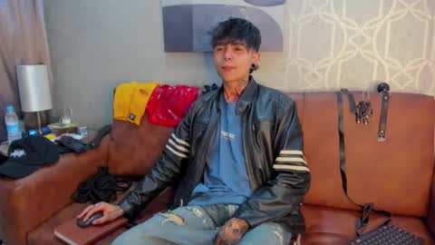 Acid Milo online show from 12/07/24, 11:29