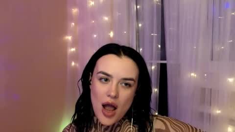 Snapshot of actavia_rose chatting on 12/02/24, 12:19 my inst love inside 17 online show from 12/02/24, 12:19