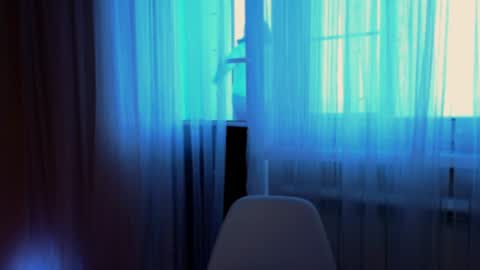 Snapshot of actavia_rose chatting on 12/16/24, 08:52 my inst love inside 17 online show from 12/16/24, 08:52