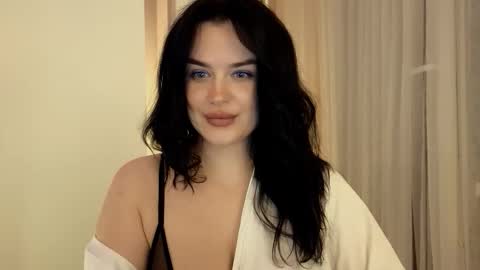 Snapshot of actavia_rose chatting on 09/13/25, 05:57 my inst love inside 17 online show from 09/13/25, 05:57