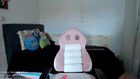 Snapshot of activistfreedom chatting on 02/25/25, 06:31 Helena online show from 02/25/25, 06:31