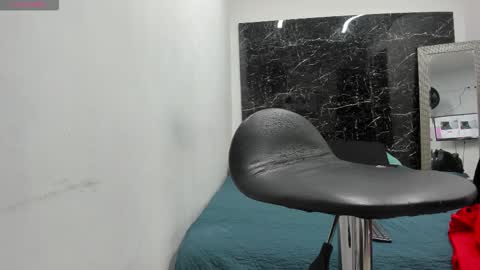 ada_brooke online show from 10/17/25, 11:24