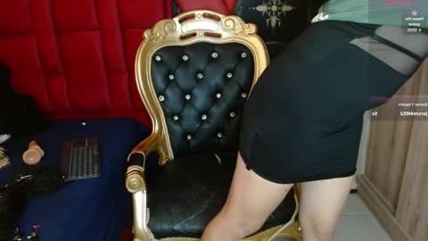 ada_luna_18 online show from 04/09/26, 09:09