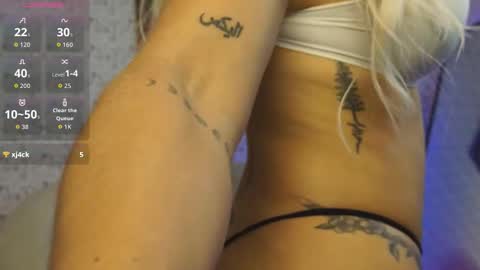 Ada Blue online show from 11/11/25, 03:17