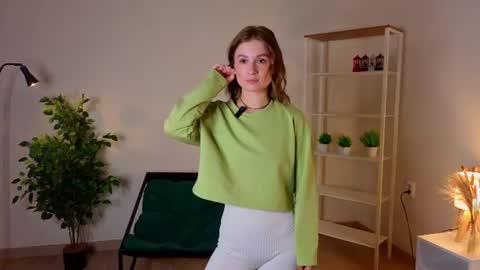 Snapshot of adalinedeluney chatting on 07/11/26, 01:19 Olivia online show from 07/11/26, 01:19
