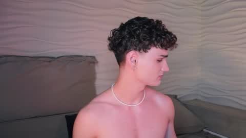 Snapshot of adam_21cm chatting on 01/26/25, 04:41 Adam online show from 01/26/25, 04:41