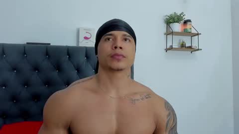 adam boss online show from 09/16/25, 06:25