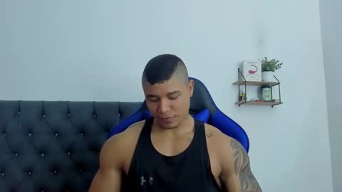 adam boss online show from 10/23/25, 08:51