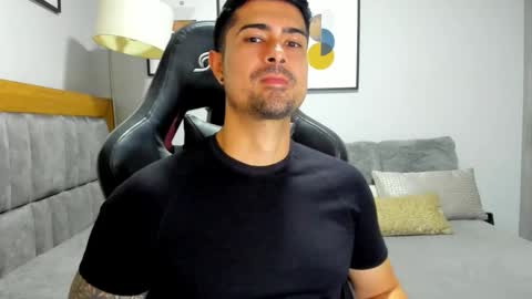 adam clarke online show from 11/05/25, 04:23