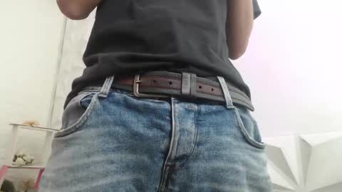 adam_evehotroom online show from 01/23/25, 11:15