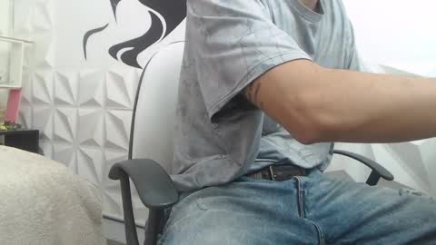 adam_evehotroom online show from 02/07/25, 08:42