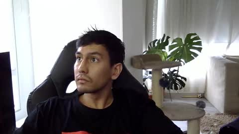 adam_evehotroom online show from 10/11/25, 09:24