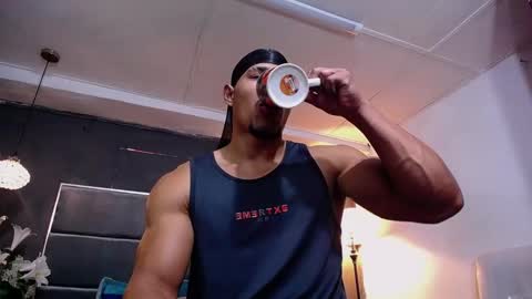 adam_fit19cm online show from 01/14/26, 01:39