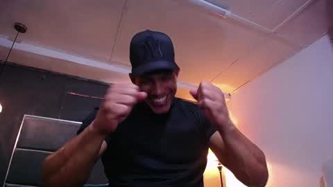 adam_fit19cm online show from 03/21/26, 02:09