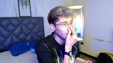 Snapshot of adam_foxs chatting on 04/12/26, 05:18 Adam online show from 04/12/26, 05:18