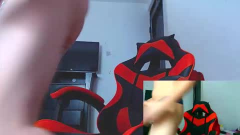 adam hot11 online show from 12/22/25, 10:18