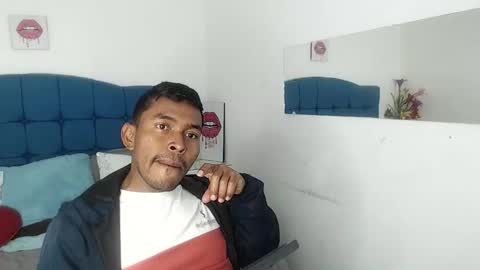 adam_morgan2 online show from 11/15/25, 03:04