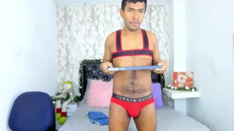 adam_morgan2 online show from 12/18/25, 02:12