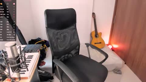  Adam online show from 10/15/25, 04:18