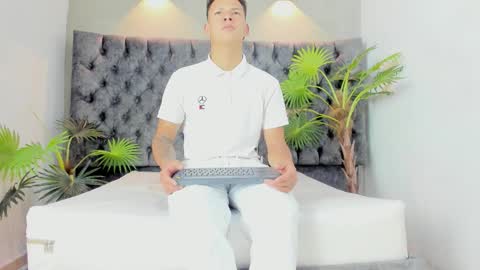 Snapshot of adam_russell2 chatting on 03/02/26, 04:47 adam_russell2 online show from 03/02/26, 04:47