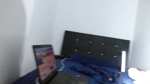 adam shilder7 online show from 12/18/25, 01:22