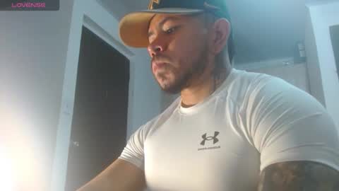 adam shilder7 online show from 02/15/26, 07:54