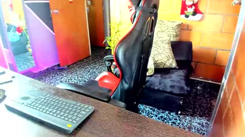 Adam Valencia online show from 12/27/24, 05:26