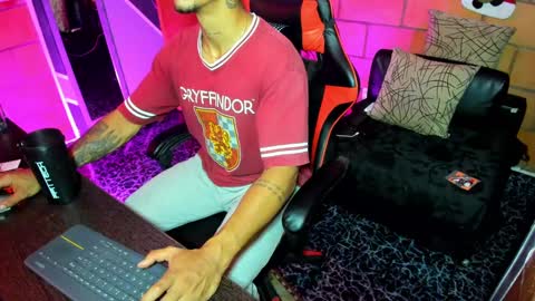 Adam Valencia online show from 01/15/25, 12:09