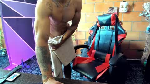 Adam Valencia online show from 01/27/25, 02:13