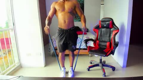 Adam Valencia online show from 09/26/25, 08:24