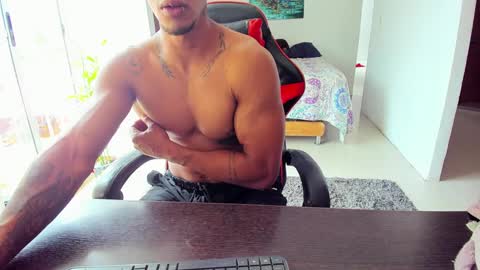 Adam Valencia online show from 09/29/25, 05:29