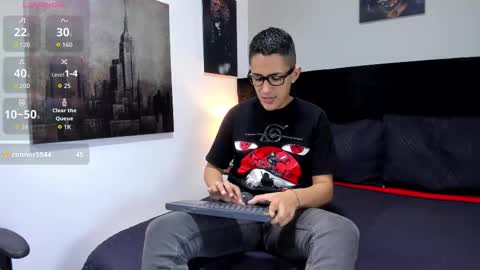 adam_walker_1 online show from 03/19/26, 01:26