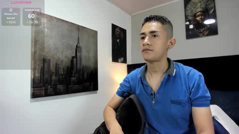 adam_walker_1 online show from 03/23/26, 01:37