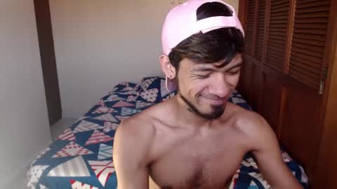 instagram  adam x256 online show from 01/14/25, 09:51