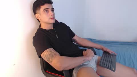 Hello guys excuse my absence I will be absent for several days for health reasons I hope you understand thank you very much. online show from 09/25/25, 05:44