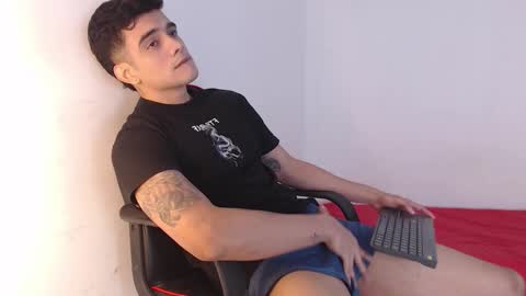 Hello guys excuse my absence I will be absent for several days for health reasons I hope you understand thank you very much. online show from 10/30/25, 05:09