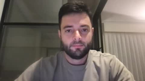 Snapshot of adamagreen99 chatting on 01/20/25, 07:46 Alberto online show from 01/20/25, 07:46