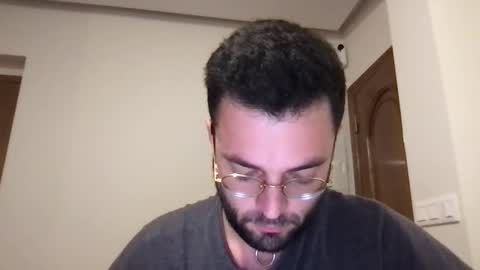 Snapshot of adamagreen99 chatting on 01/25/25, 09:04 Alberto online show from 01/25/25, 09:04