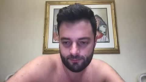 Snapshot of adamagreen99 chatting on 09/20/25, 06:09 Alberto online show from 09/20/25, 06:09