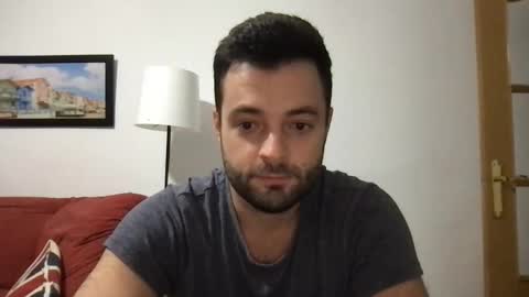 Snapshot of adamagreen99 chatting on 11/10/25, 09:36 Alberto online show from 11/10/25, 09:36