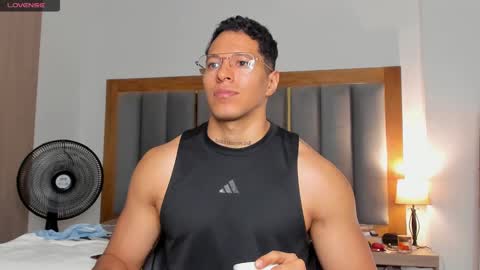 adambrocs1 online show from 03/07/25, 12:48