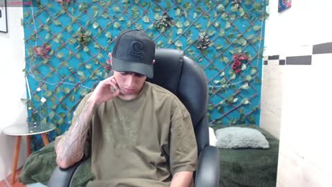 Adam online show from 01/02/25, 07:40