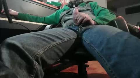 Snapshot of adamk3 chatting on 02/08/26, 06:50 Adam and Logan online show from 02/08/26, 06:50