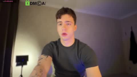 Hi Im Adam Glad to see u here 3 And its my first day online show from 06/17/26, 03:46