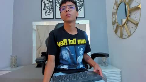 Adams Bobby online show from 01/09/26, 11:24