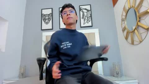 Adams Bobby online show from 04/09/26, 11:04