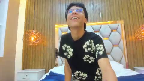 Snapshot of adams_bobby chatting on 06/11/26, 11:19 Adams Bobby online show from 06/11/26, 11:19